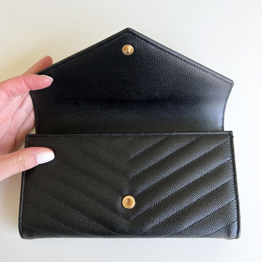 YSL Saint Laurent Large Grain de Poudre Large Leather Flap Wallet - Picture 6 of 9